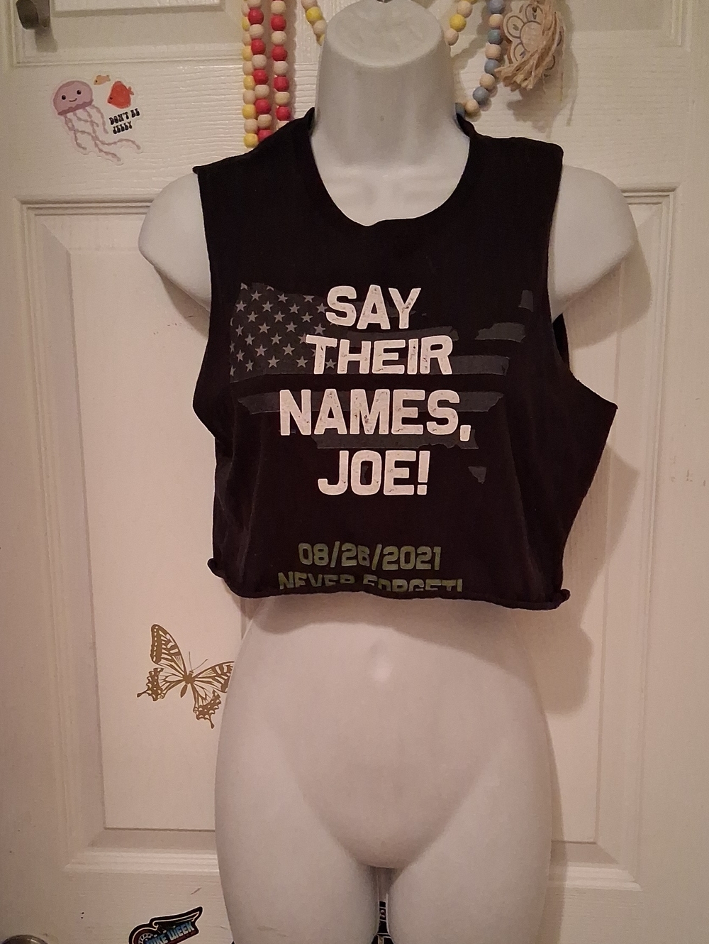 Cute Crop Top - Picture 2 of 3